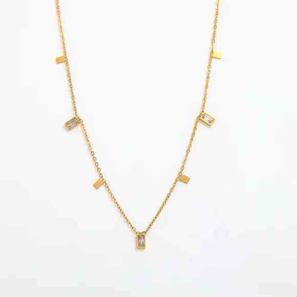18K Gold Plated Necklace with Rectangular Pendants - Picture 4 of 6